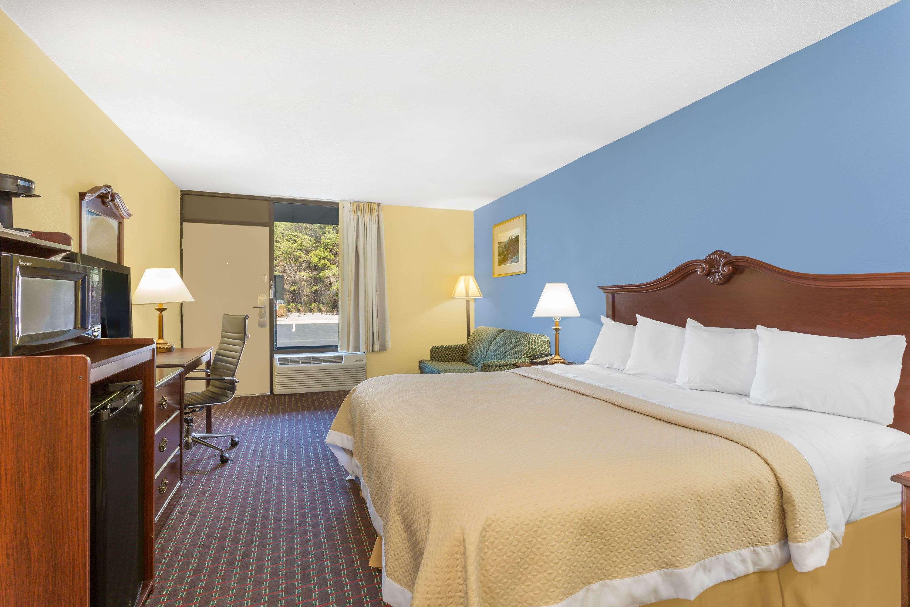Days Inn By Wyndham Mocksville Buitenkant foto