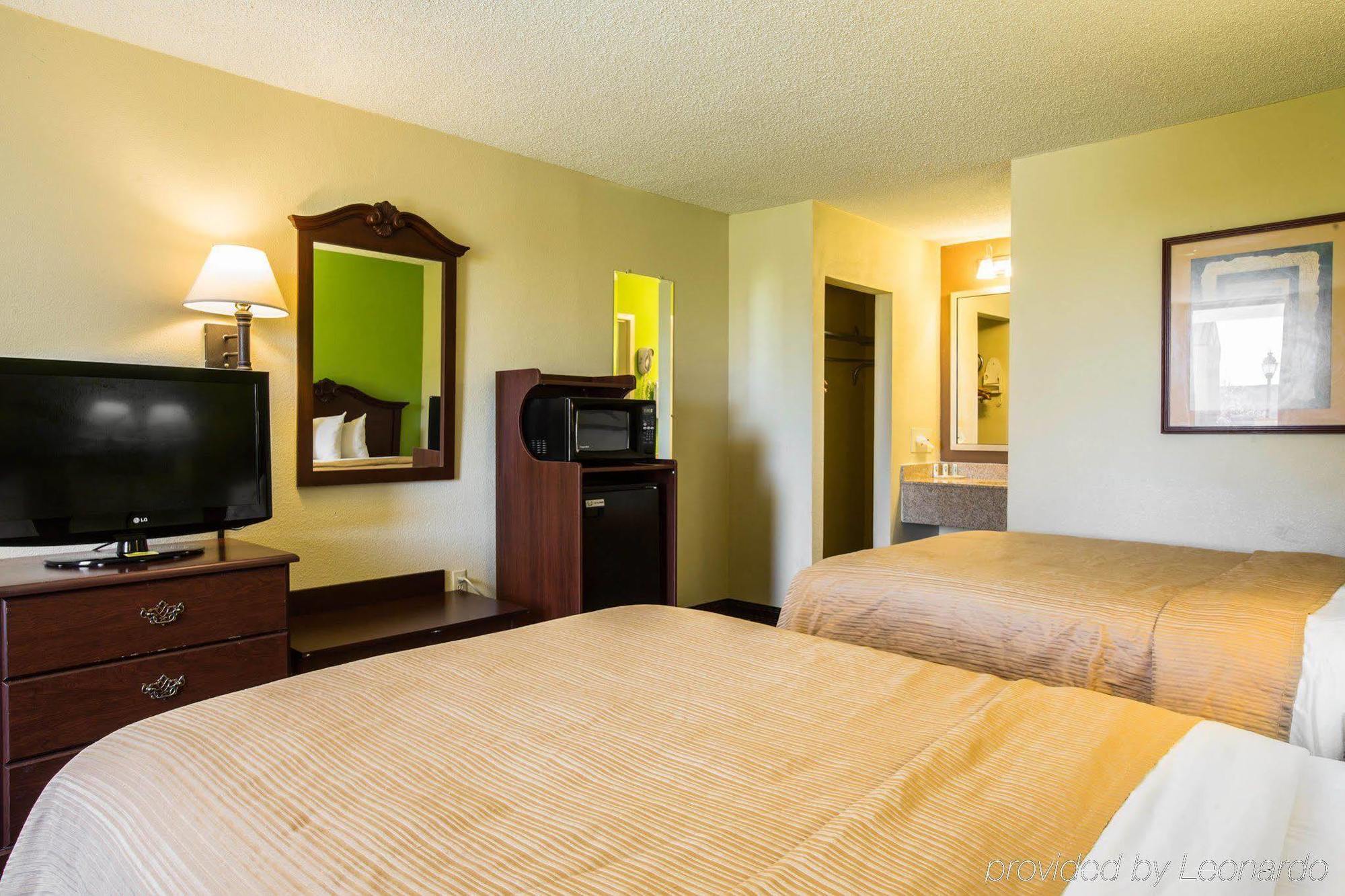 Days Inn By Wyndham Mocksville Buitenkant foto